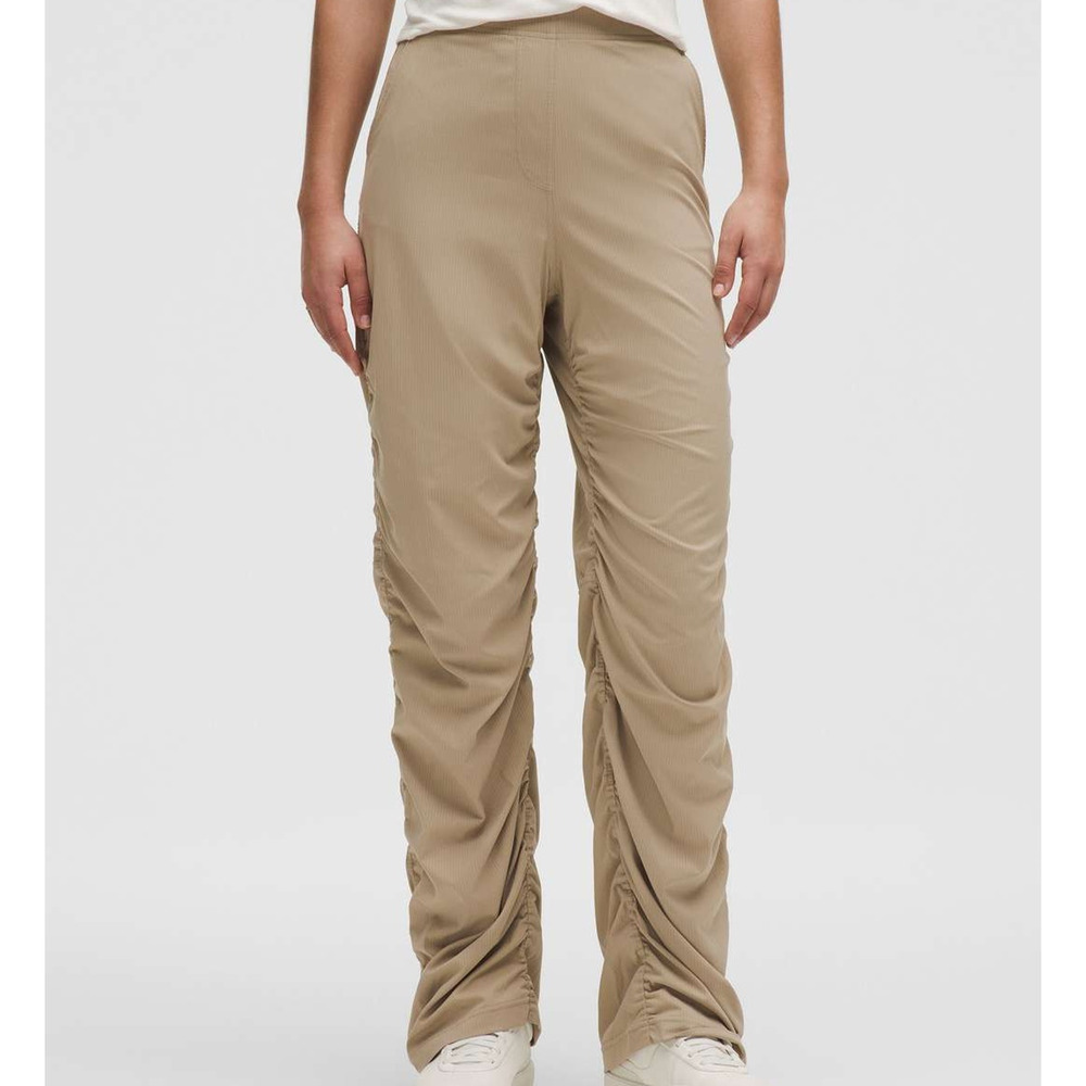 Lululemon NWT Dance Studio Slim-Fit High-Rise Flared Pant Sheer Oak Size XXXS